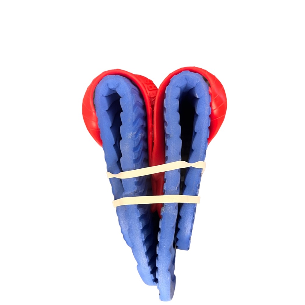๐ต 3/ $15 - Skidders Portable Flip Flops in Blue - Picture 10 of 12